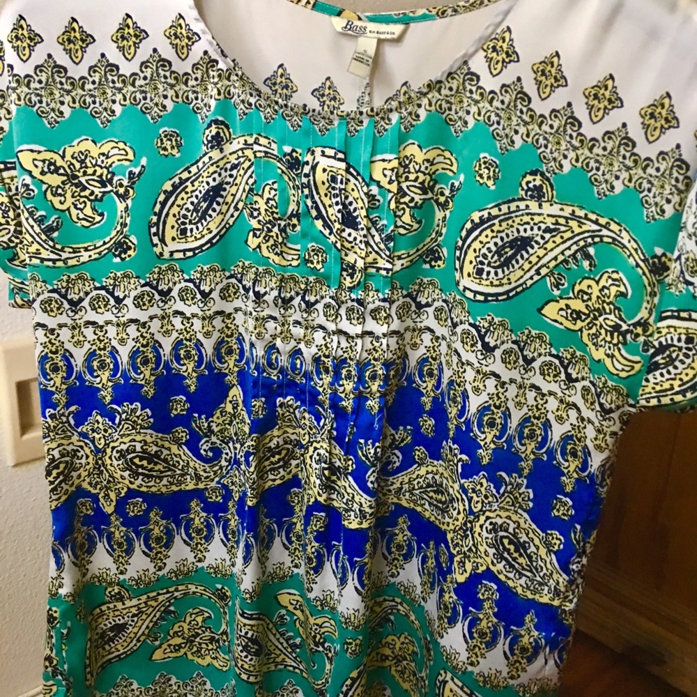 Like new! Cap sleeve blouse